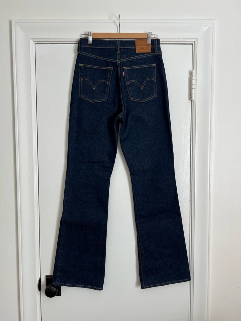 Levi’s Ribcage Bootcut high-rise jeans 100% cotton dark wash size 28 - Picture 4 of 9